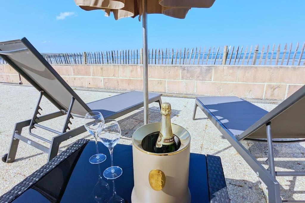 Appartement Pour 3 Personnes Sur La Plage Les Pieds Dans Leau 坡隆维茨普尔扎伊 外观 照片