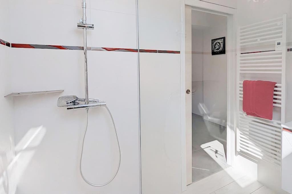 Appartement Pour 3 Personnes Sur La Plage Les Pieds Dans Leau 坡隆维茨普尔扎伊 外观 照片