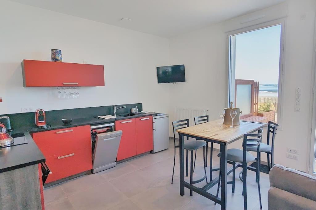 Appartement Pour 3 Personnes Sur La Plage Les Pieds Dans Leau 坡隆维茨普尔扎伊 外观 照片